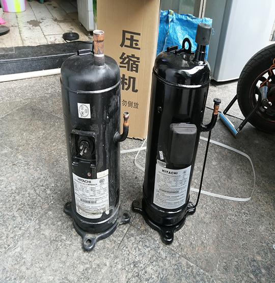 太湖中央空调压缩机的更换维修
